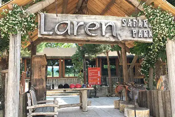 laren safari park çiftliği